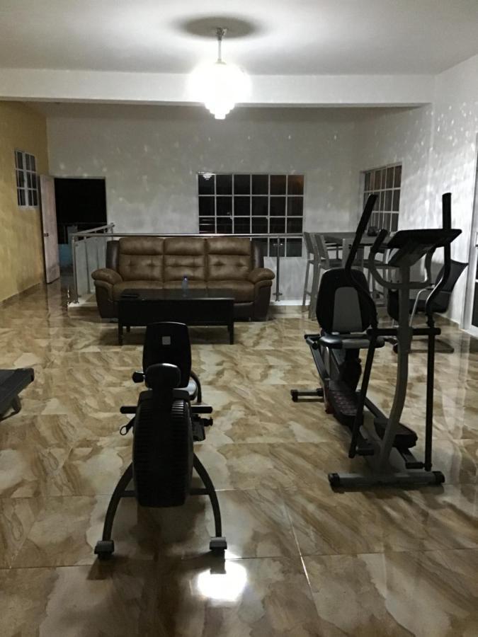 Villa Nilsa Бані Екстер'єр фото